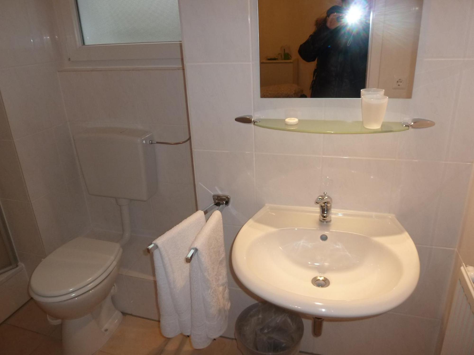 Relax Hotel Offenbach am Main Bagian luar foto