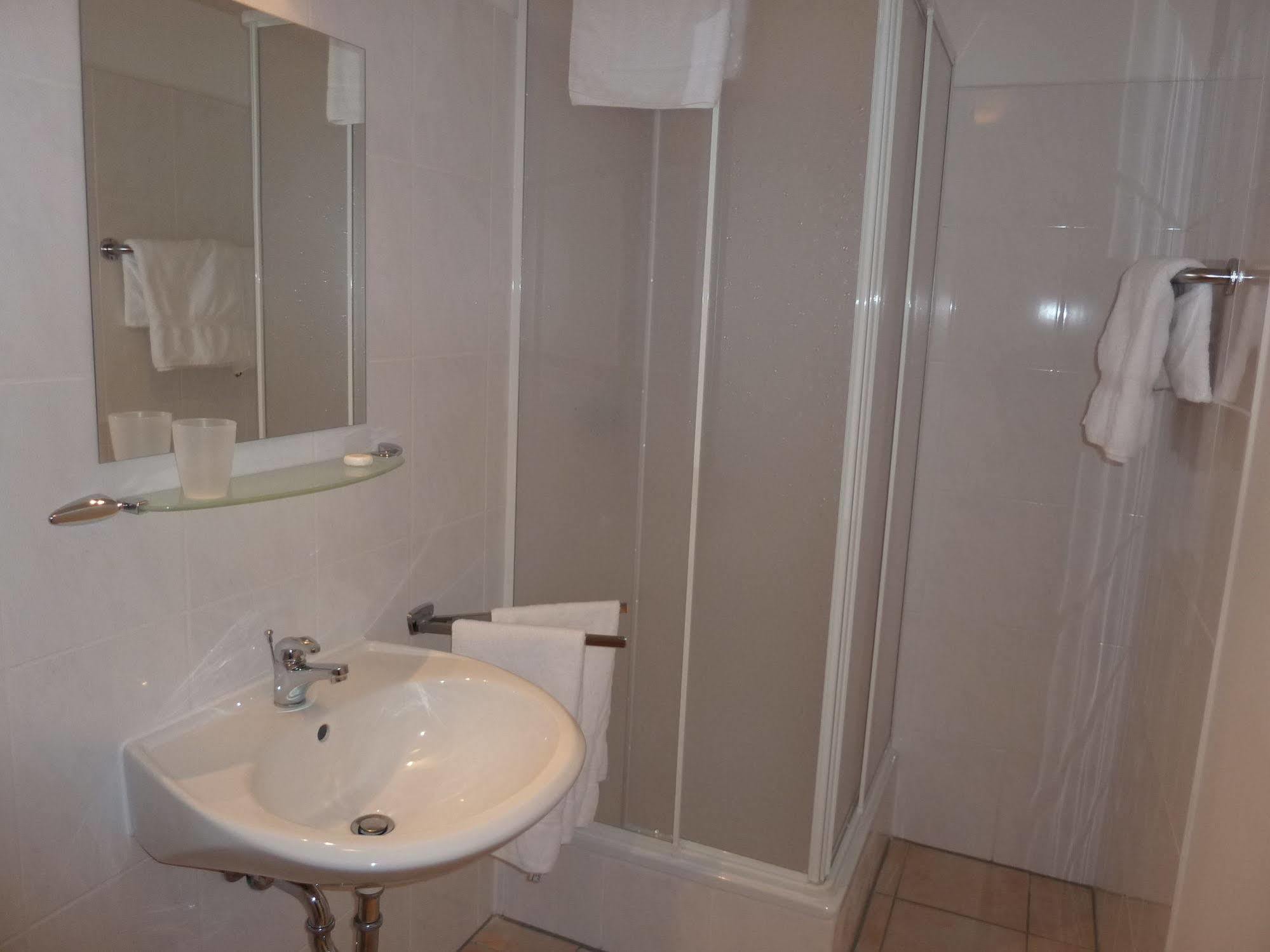 Relax Hotel Offenbach am Main Bagian luar foto
